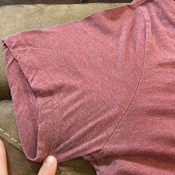 Kangol Men's Graphic T-Shirt Size Large. Burgundy. - Picture 4 of 9